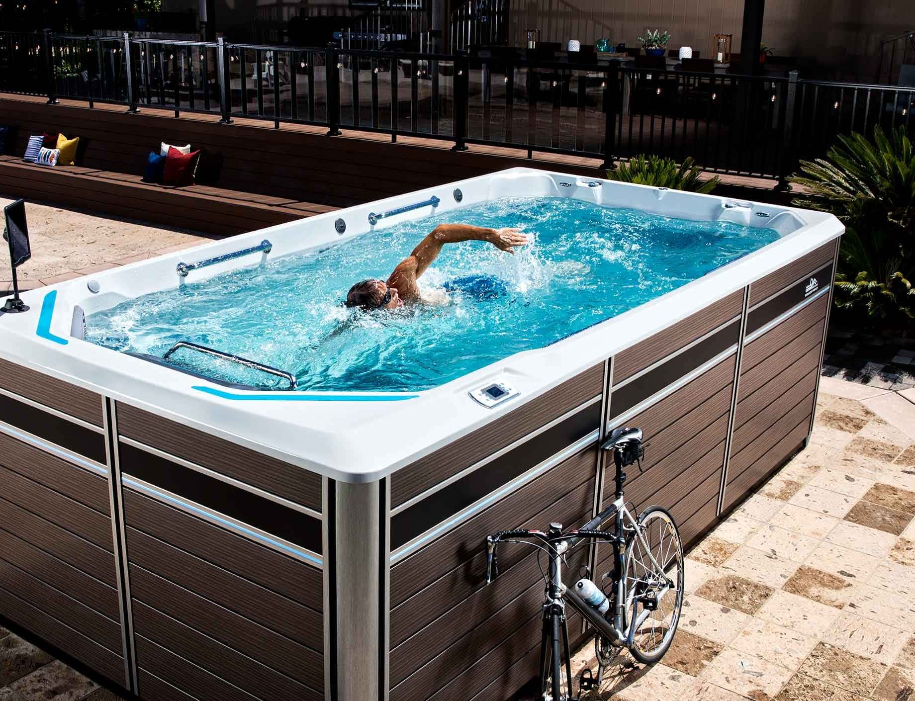 Aqua Fitness, swimspa, man crawlar, Pool store